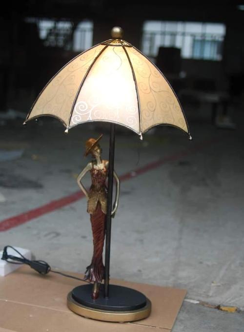 阿马司批发银箔铁艺树脂手工艺品1950