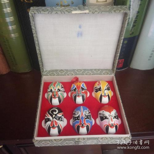 90年代中国民间手工艺品,京蝠牌《中国京剧脸谱》泥塑头像一盒之三